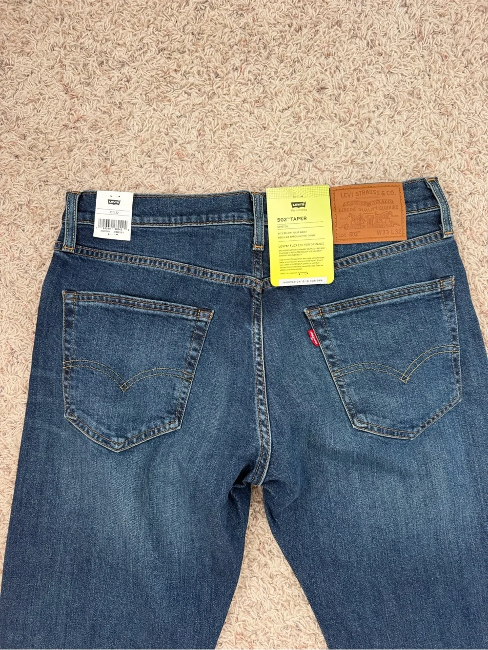NWT Levi's 502 Taper Men's Dark Blue Straight Leg Jeans W33 L32